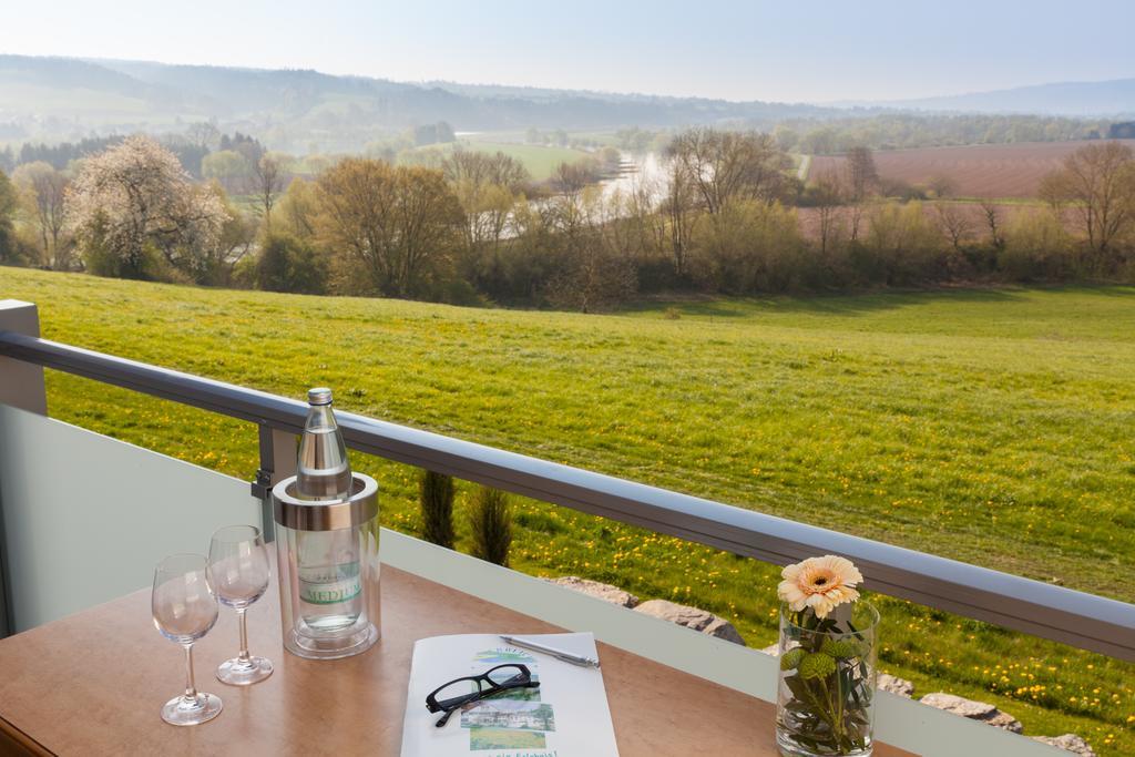 Landhotel Weserblick Beverungen Rom bilde